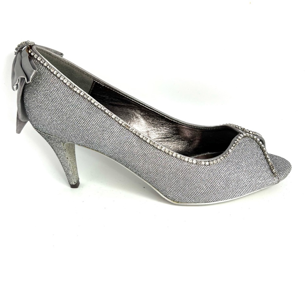 Dressy rhinestone low heel pewter color shoes new in box sizes 9-10-11